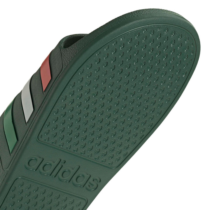 adidas Adilette Aqua - drkgrn/ftwwht/brired