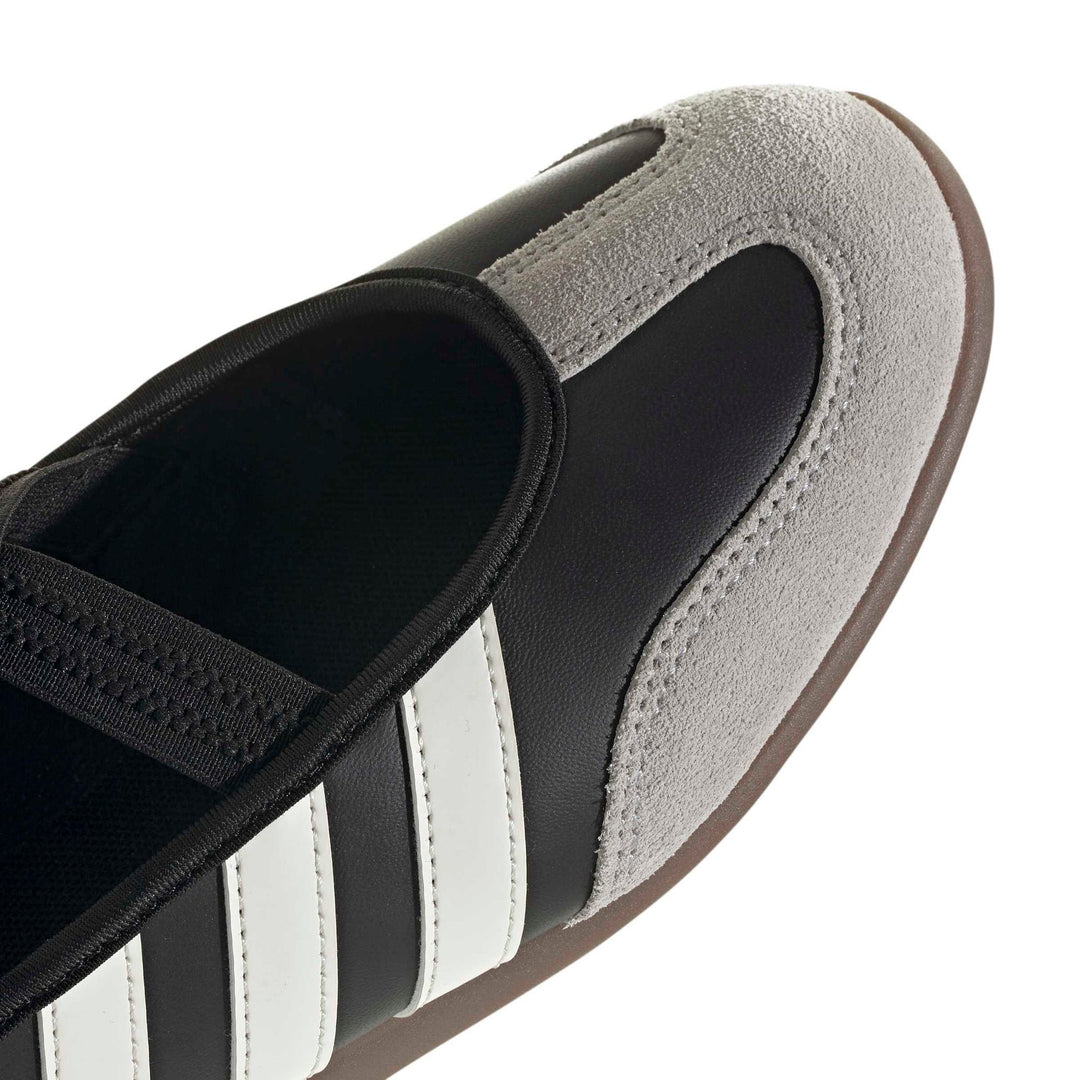 adidas Barreda Mary Jane - cblack/cwhite/gum5