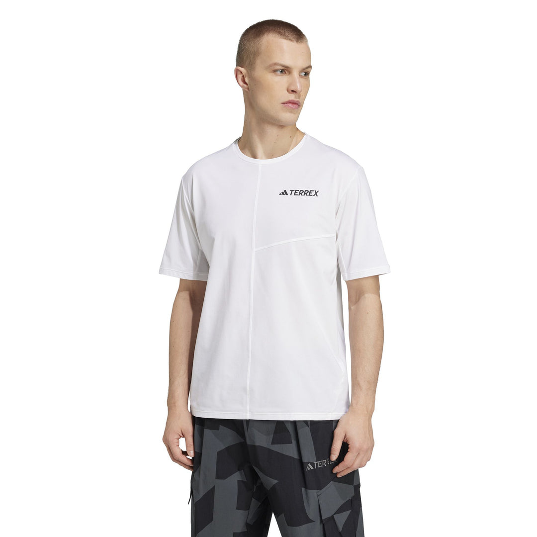 adidas Mt Tee - white