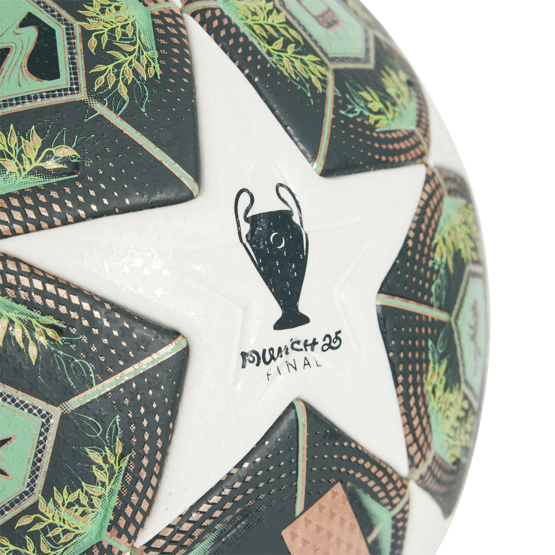 adidas UCL Pro Fußballball