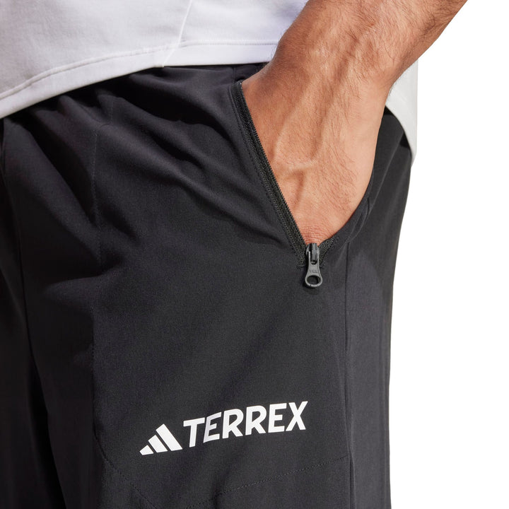 adidas Mt Ess Pants Trainingshose