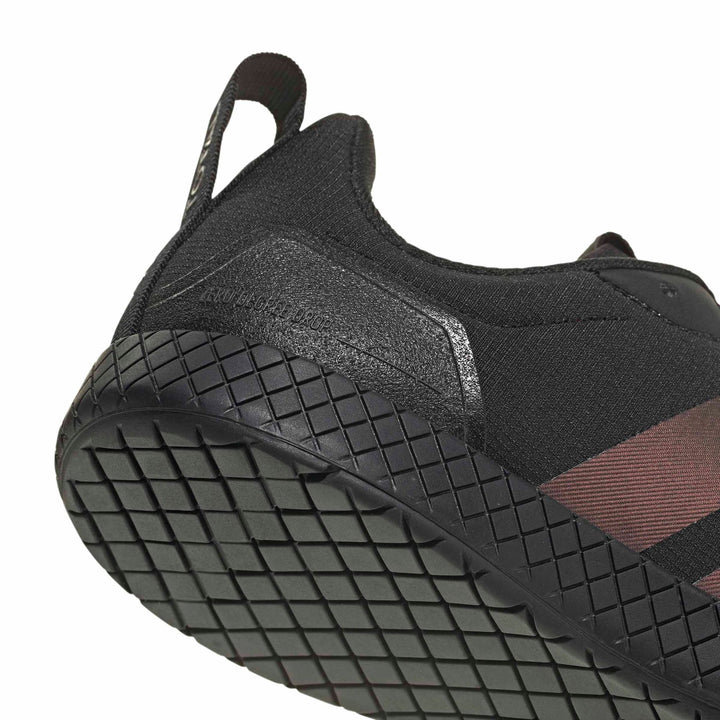 adidas The Total 2 - cblack/cblack/carbon