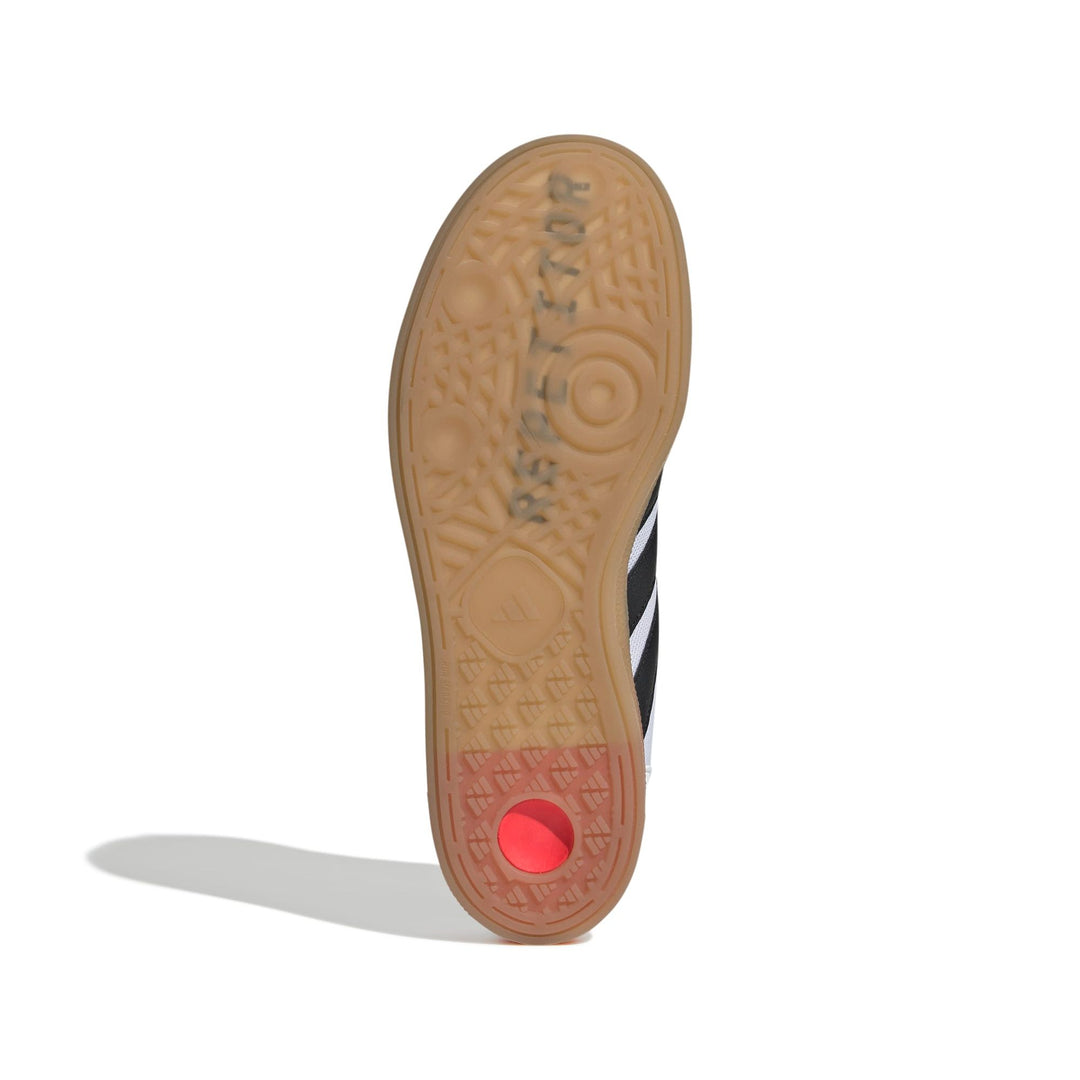 adidas Training Spezial - ftwwht/cblack/lucred
