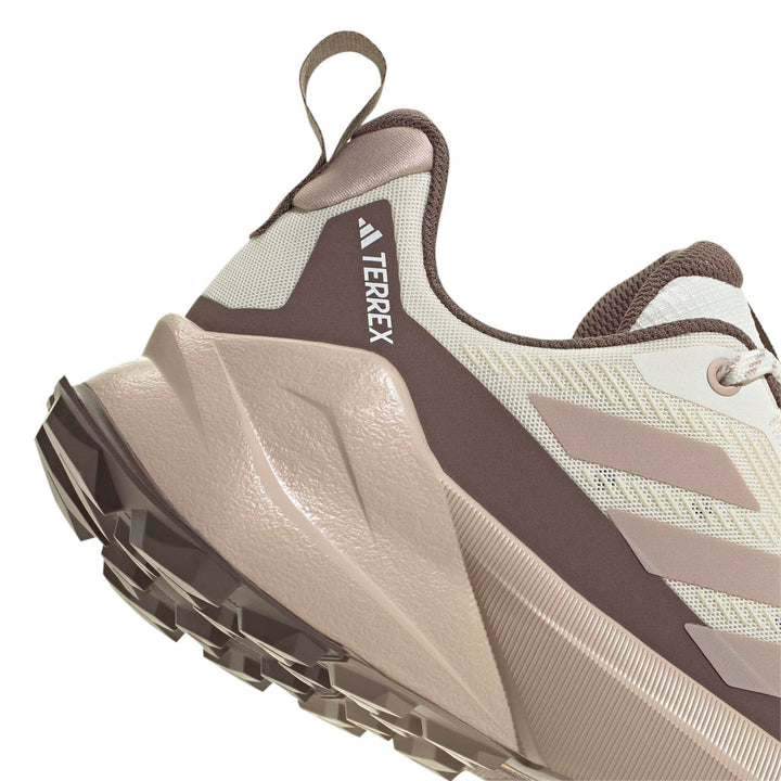 adidas Terrex Trailmaker 2 W - owhite/wontau/earstr