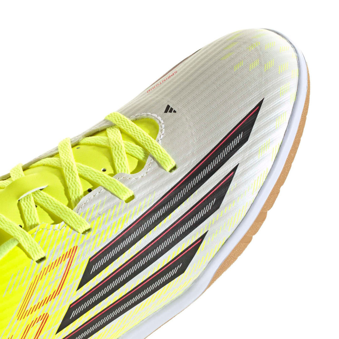 adidas F50 Club In - tesoye/cblack/lucred