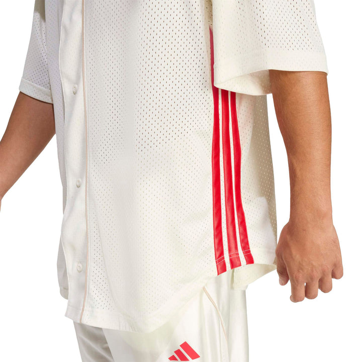 adidas M Sta Seas Shrt - owhite/crli/purrub
