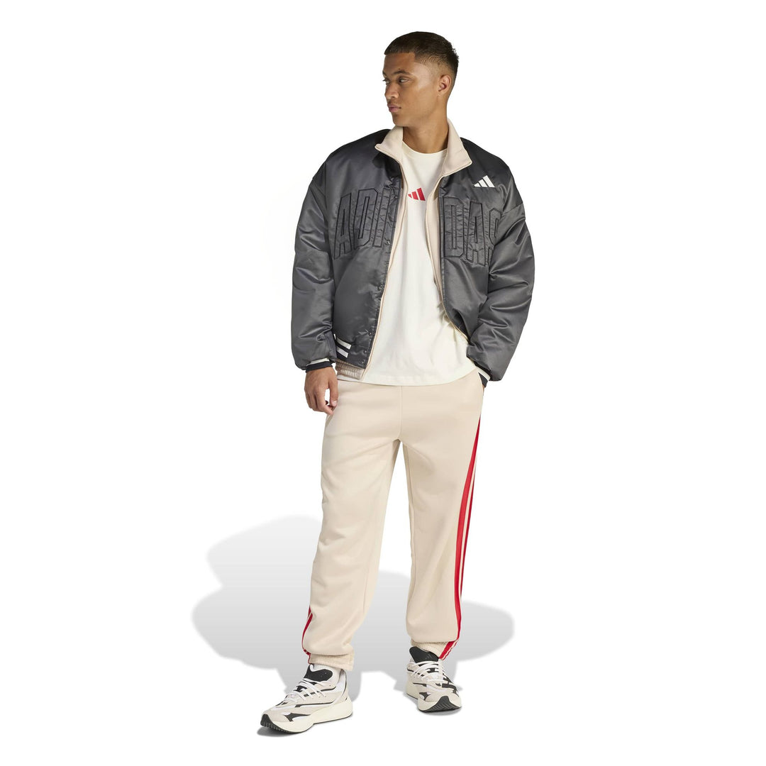 adidas M Stadium Tee - owhite/purrub
