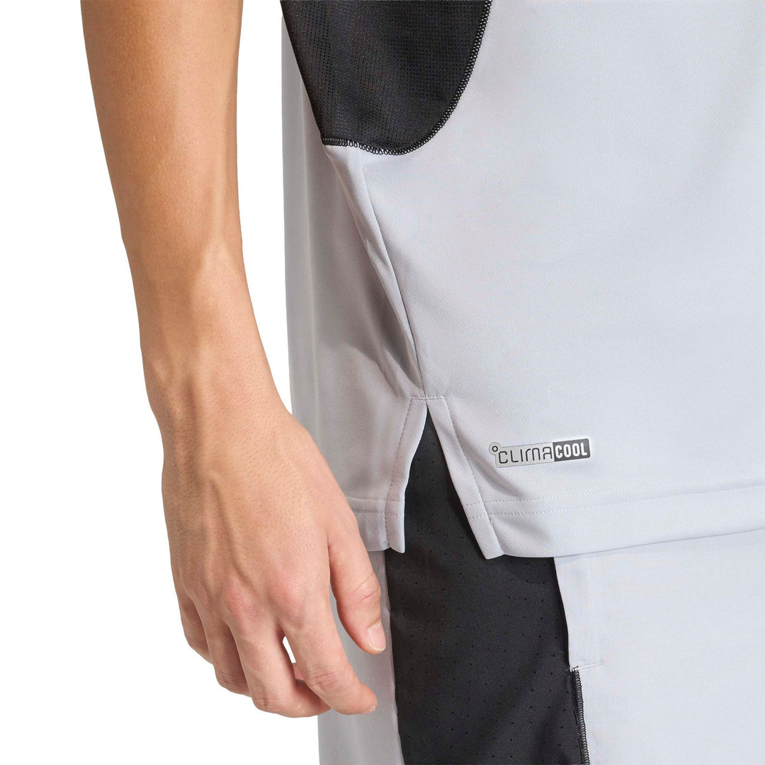 adidas Tech App Tee - halsil/black