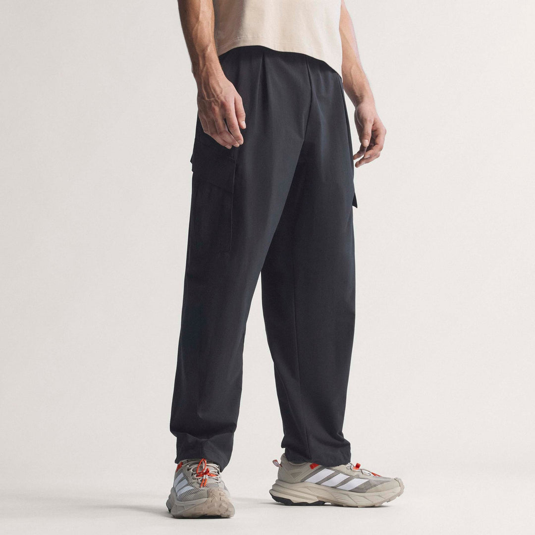 adidas Cargo Pants - black