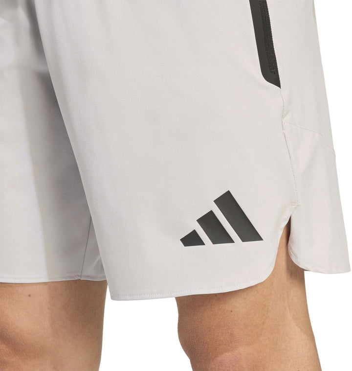 adidas Tt Shorts - tmlggr/black