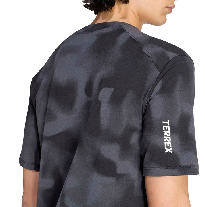 adidas Mt Aop Tee - black