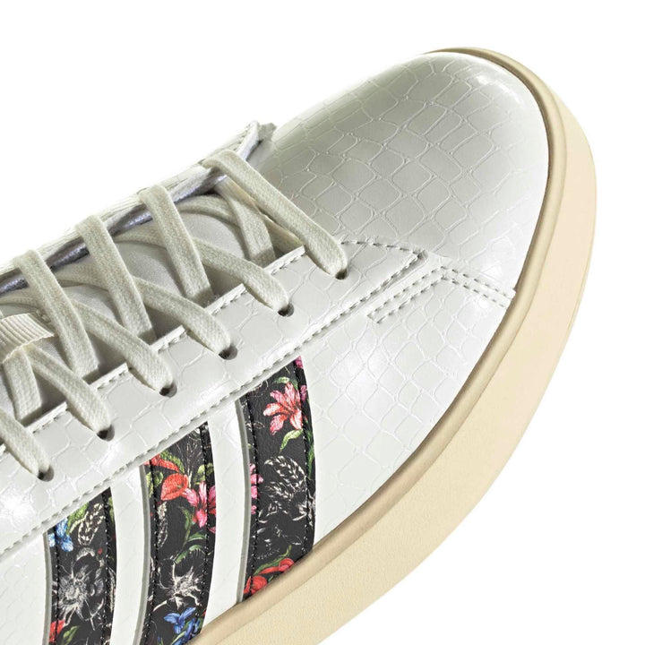 adidas Grand Court 3.0 - owhite/cblack/warvan