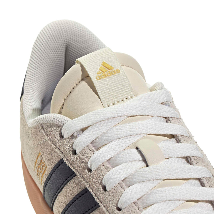 adidas Barreda Lo - cwhite/cblack/warvan