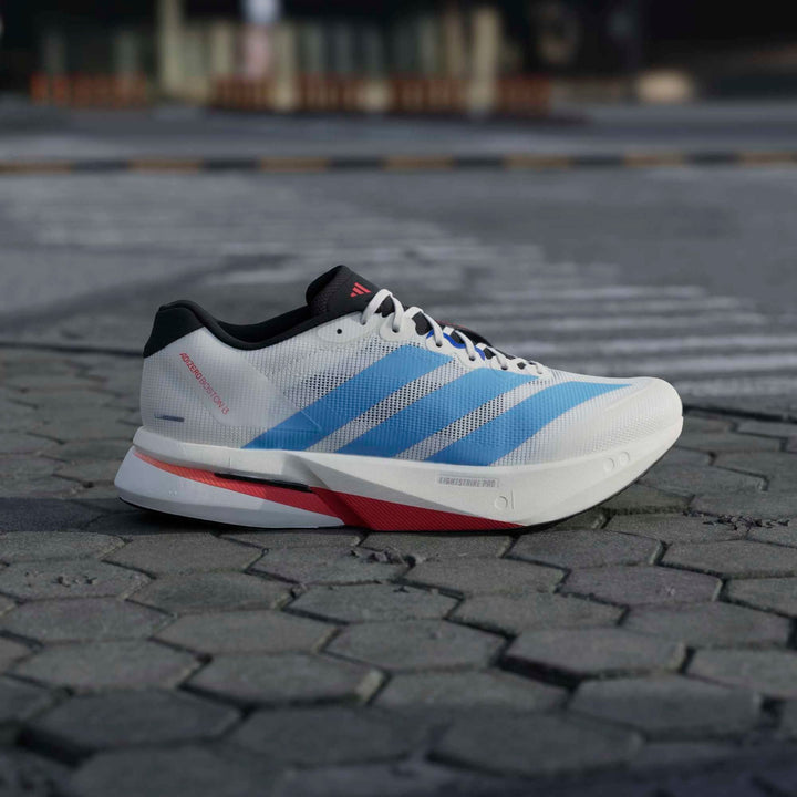 adidas Adizero Boston 13 M - owhite/ltblue/goldmt