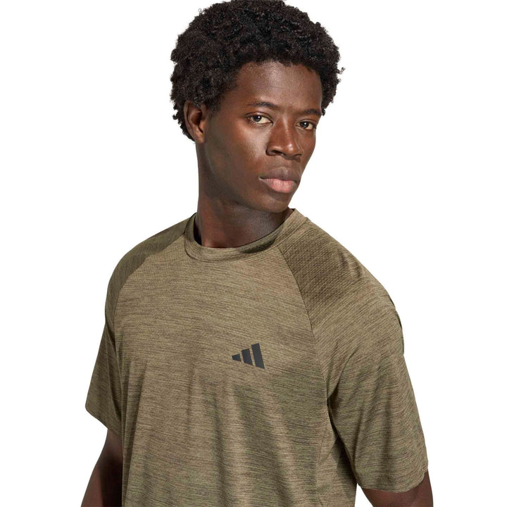 adidas Techess Tee - olistr/shaoli