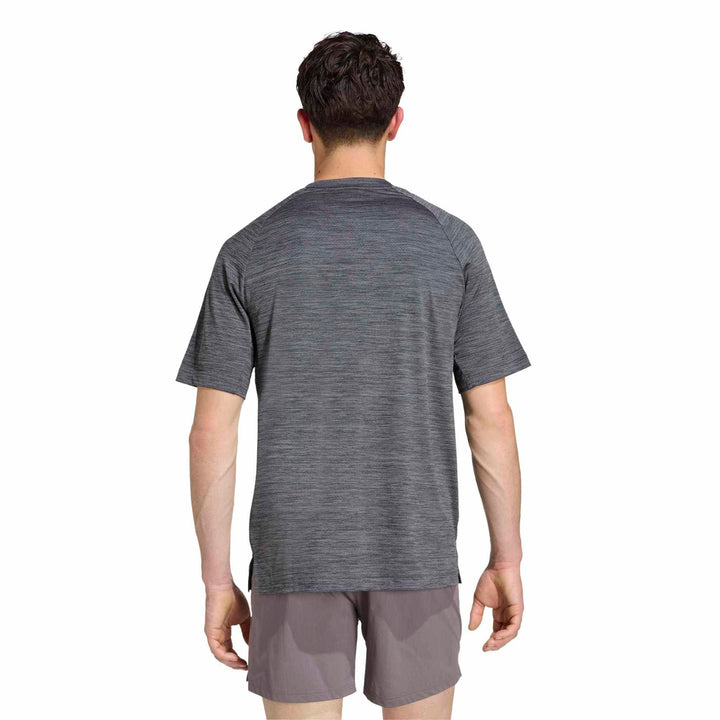 adidas Techess Tee - black/grefiv