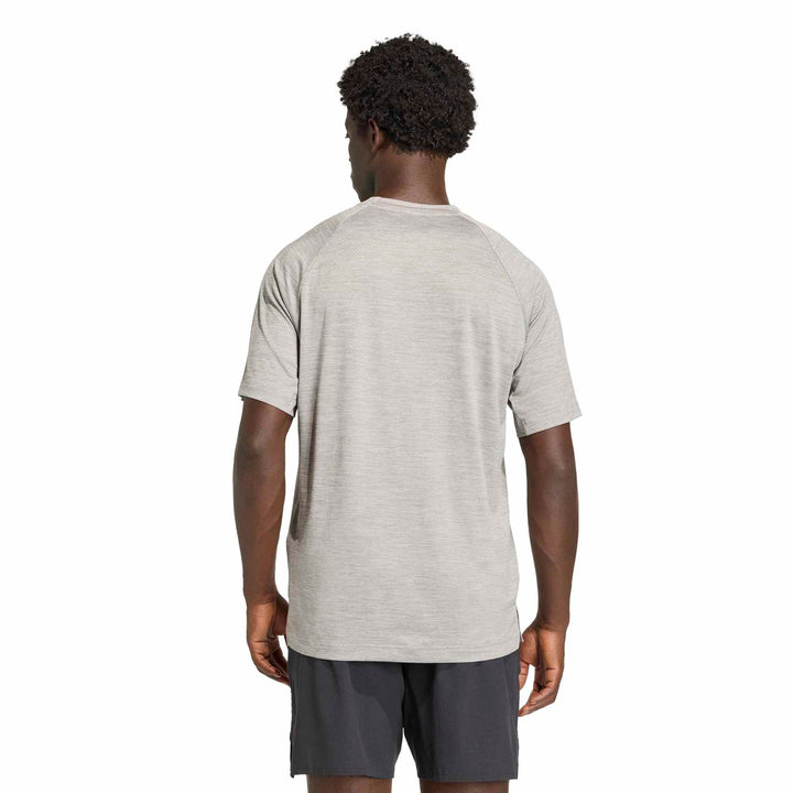 adidas Techess Tee - gretwo/chsogr