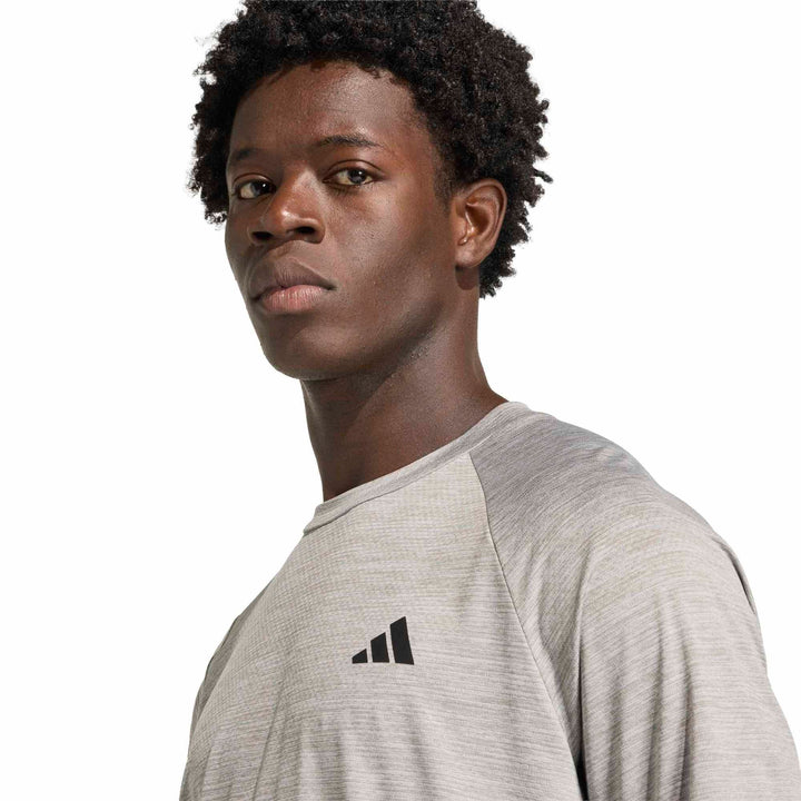adidas Techess Tee - gretwo/chsogr