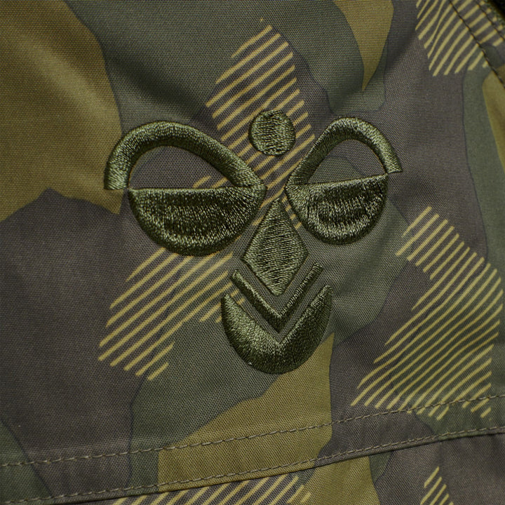 Hummel hmlMOON SNOWSUIT - OLIVE NIGHT/ ECRU OLIVE - 74 - olive night/ ecru olive