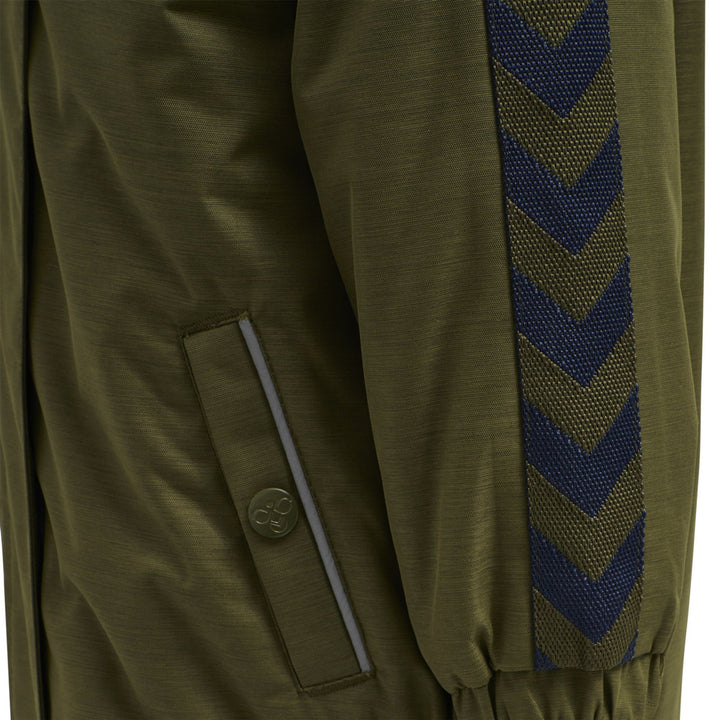 Hummel hmlPOLAR JACKET - dark olive