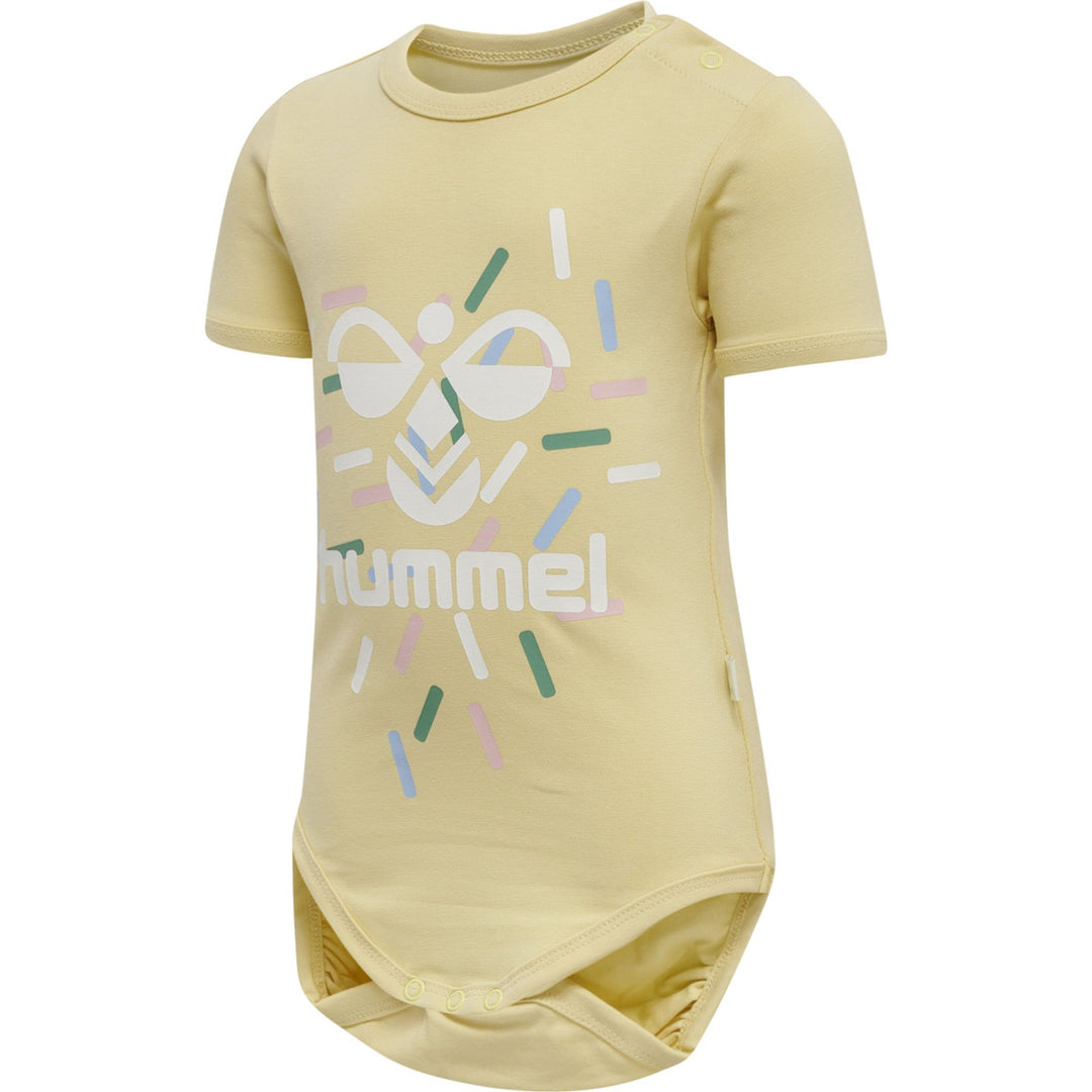 Hummel hmlLAKE BODY S/S - italian straw