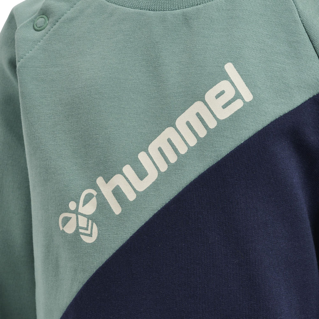 Hummel Hmlsportive Sweatshirt - black iris