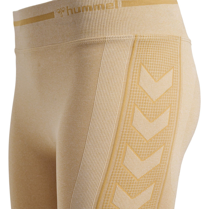 Hummel hmlMT LULU SEAMLESS SCRUNCH TIGHTS - curds &amp; whey melange