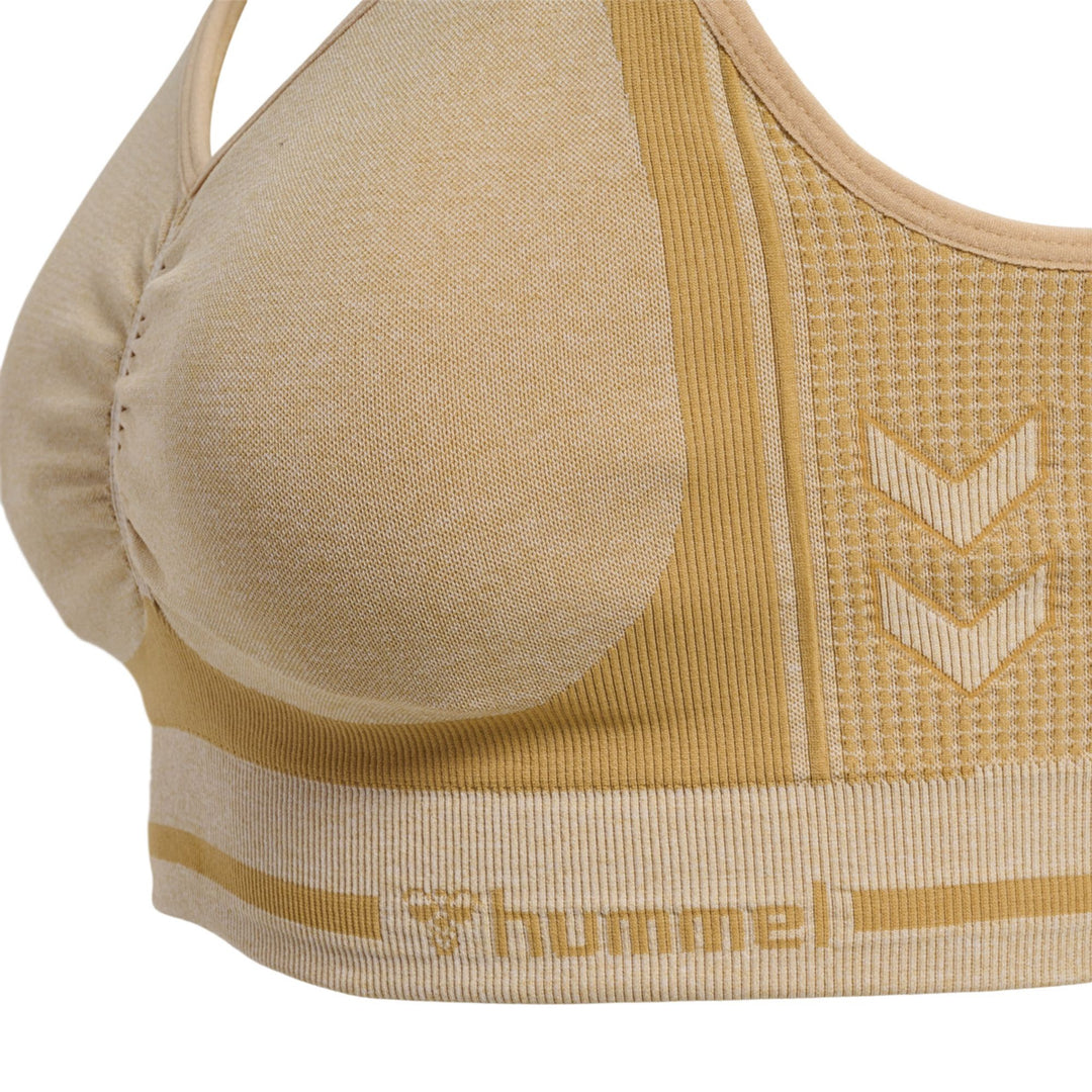 Hummel hmlMT LULU SEAMLESS SCRUNCH BRA - curds &amp; whey melange