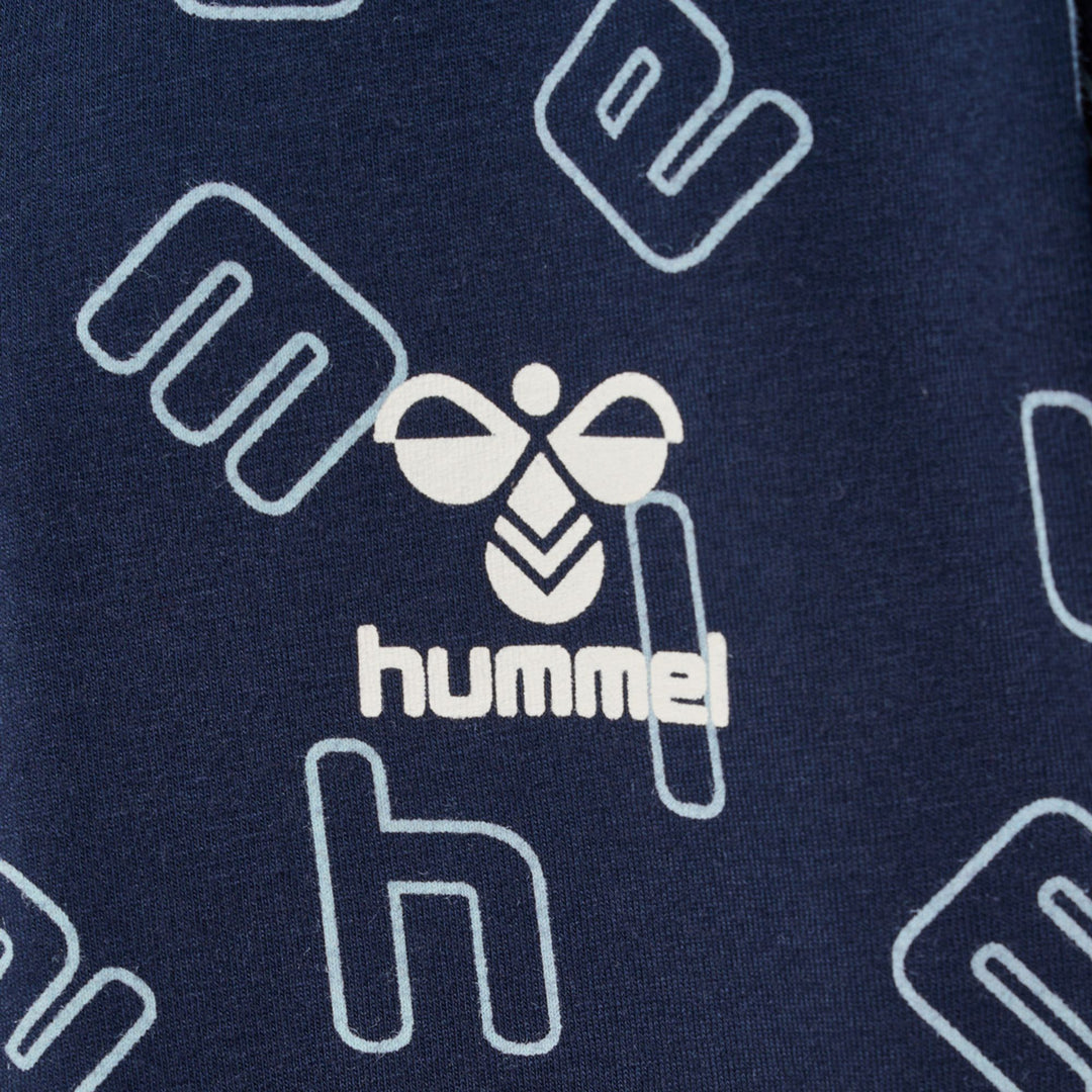 Hummel hmlFLOW AOP T-SHIRT S/S - black iris