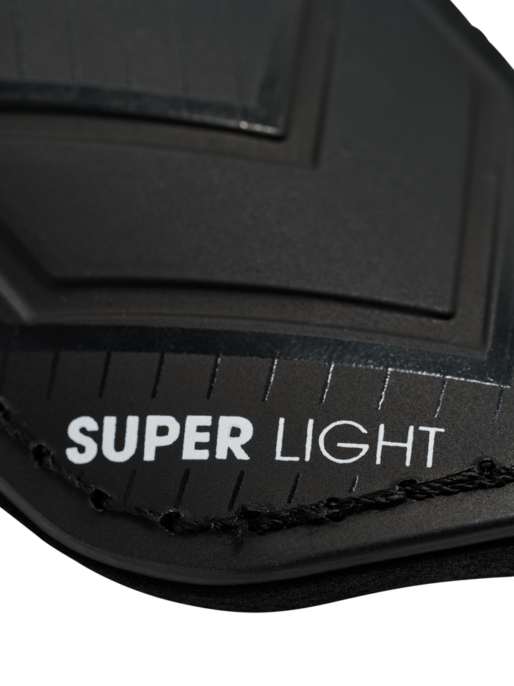 Hummel Hmlshin Guards Super Light - black/black/white