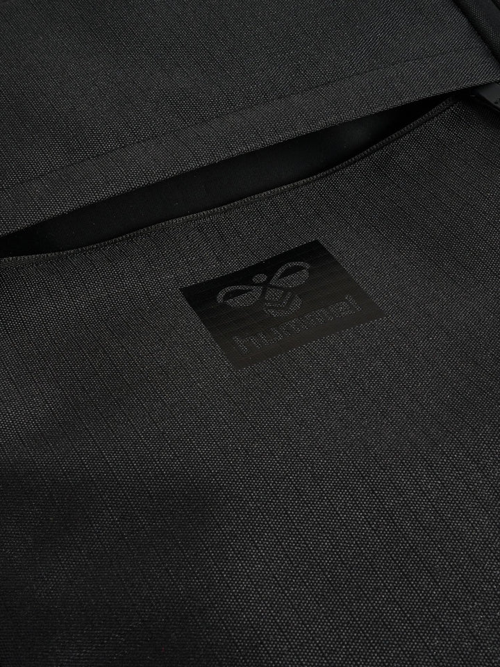 Hummel Hmltravel Cabin Trolley - black