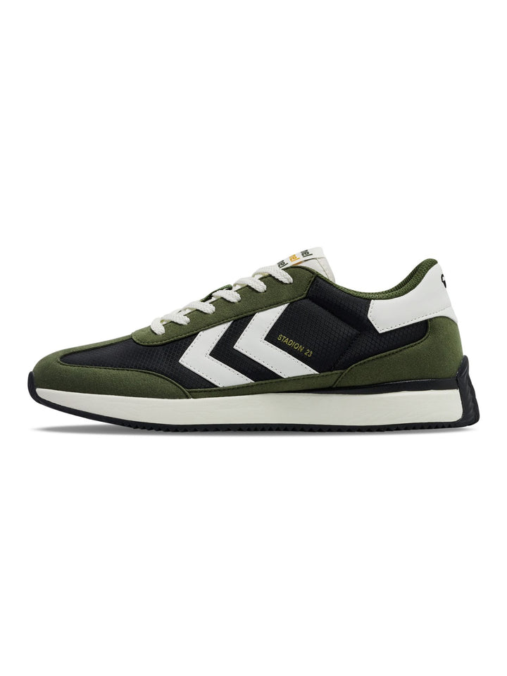 Hummel Stadion 23 - winter moss