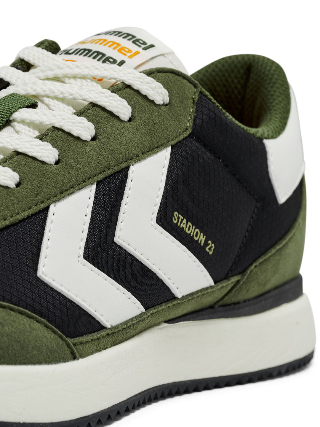 Hummel Stadion 23 - winter moss