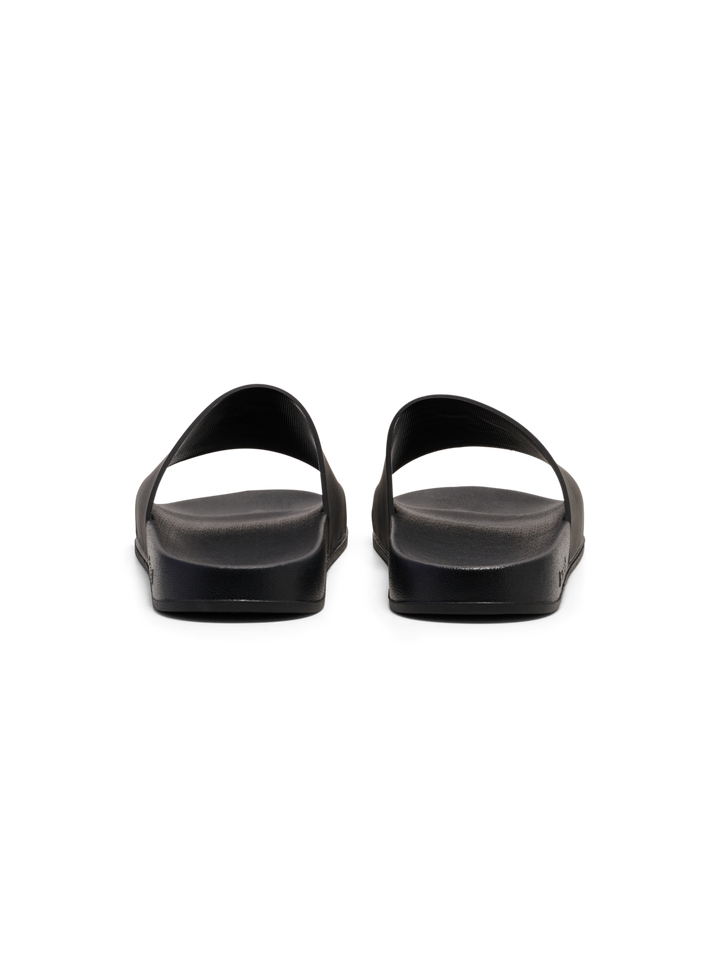 Hummel Hml Essential Pool Slide - black