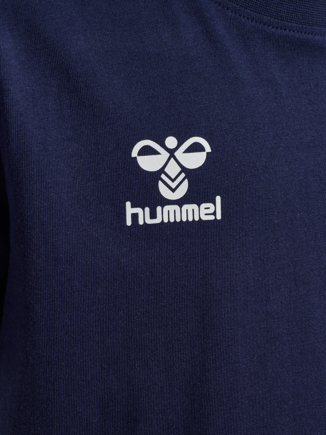 Hummel hmlGO 2.0 CHEVRON T-SHIRT S/S KIDS - MARINE
