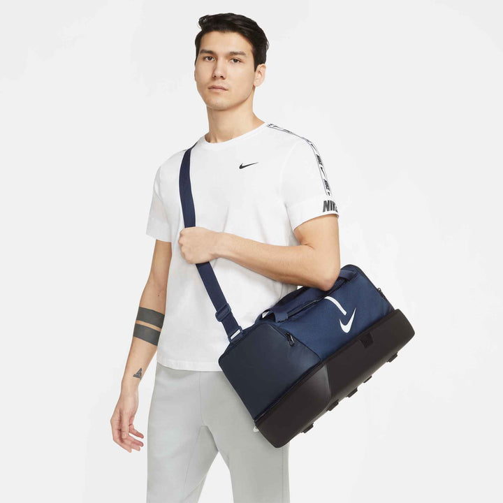Nike Academy Team Hardcase Fußball-Sporttasche (Medium, 37 l)