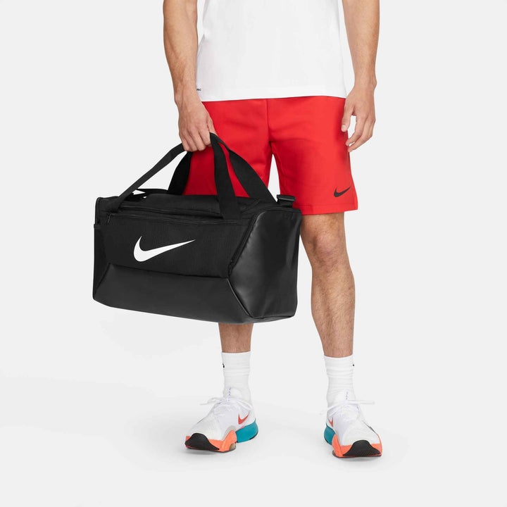 Nike Brasilia Sporttasche fürs Training (klein, 41 l)