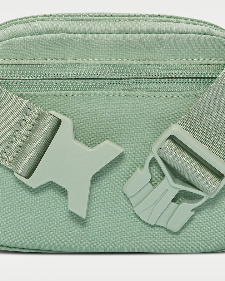 Nike Nike Aura Crossbody Bag (2L) - steam/steam/lt trnsprnt gld