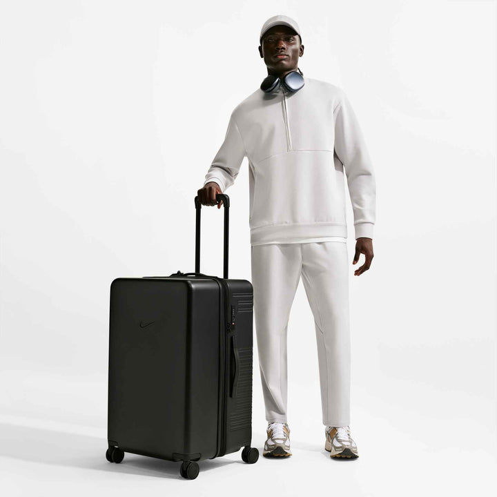 Nike Nk 29In Hardshell Luggage - black/black/black