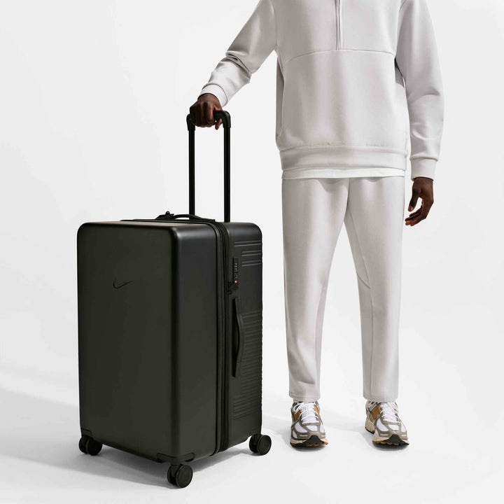 Nike Nk 29In Hardshell Luggage - black/black/black