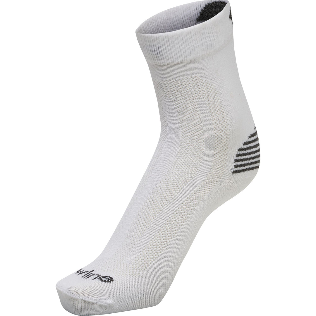 newline Base Sock - white