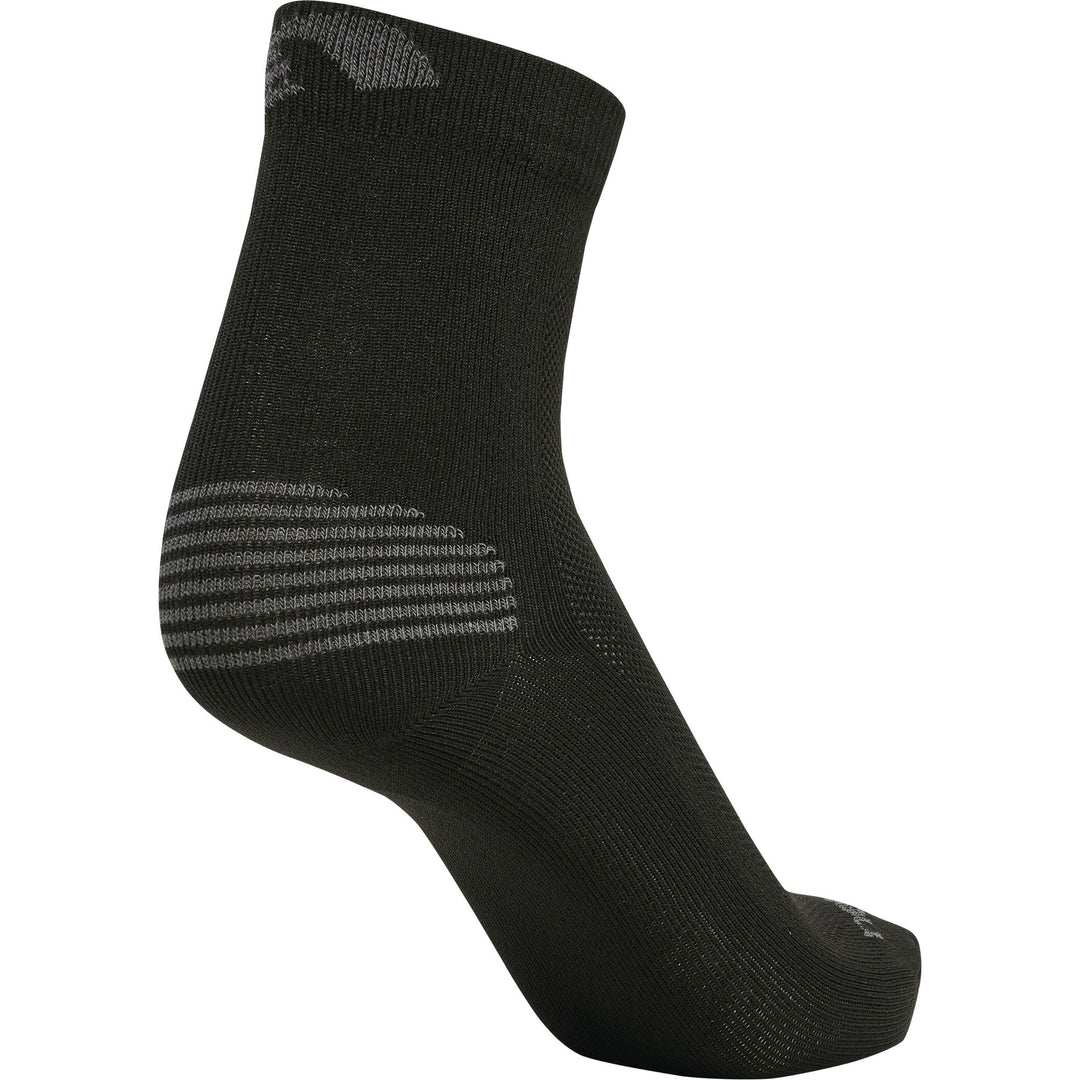 newline Base Socken