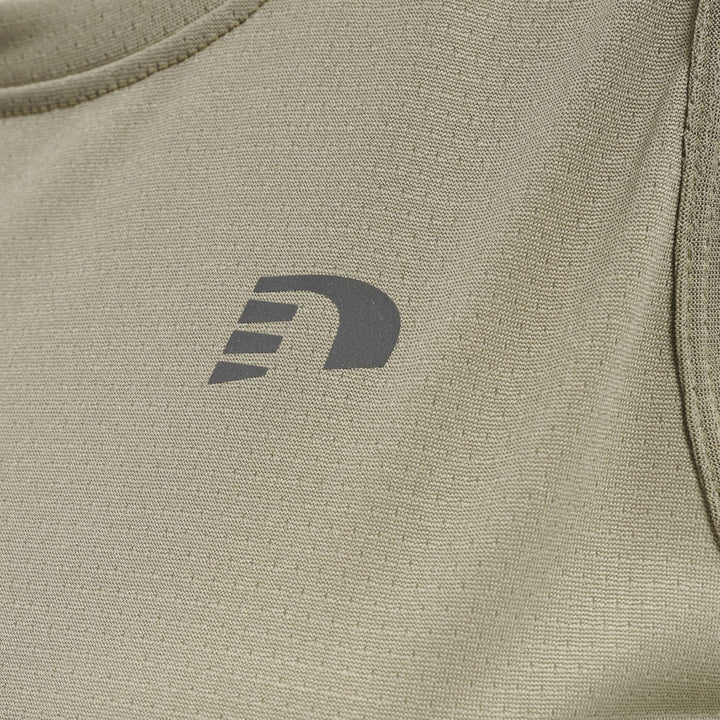 newline Women Running Singlet - winter twig
