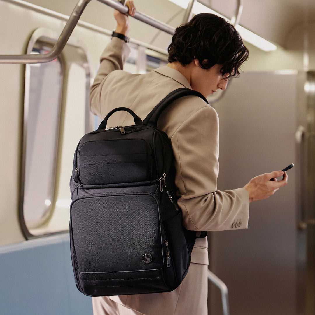 Oiwas Rucksack-Schwarz Ocb4487_01