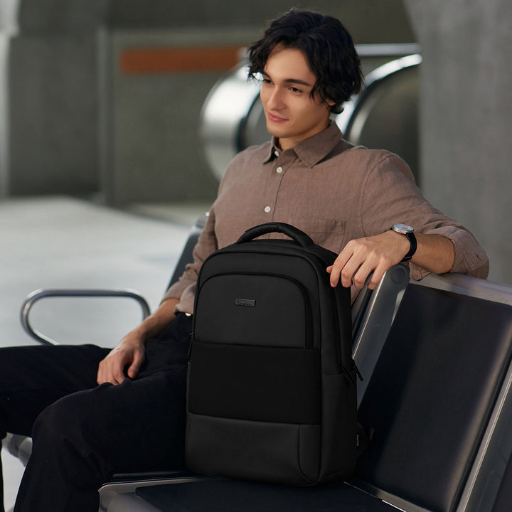 Oiwas Rucksack-Schwarz Ocb4913_01