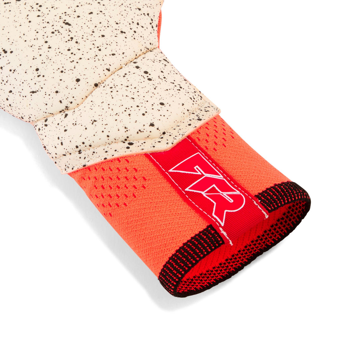Puma FUTURE Ultimate NC - Glowing Red-PUMA Red-PUMA Black