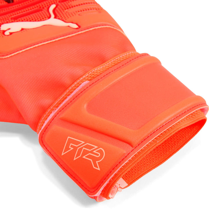 Puma FUTURE Match NC - Glowing Red-PUMA Red-PUMA Black
