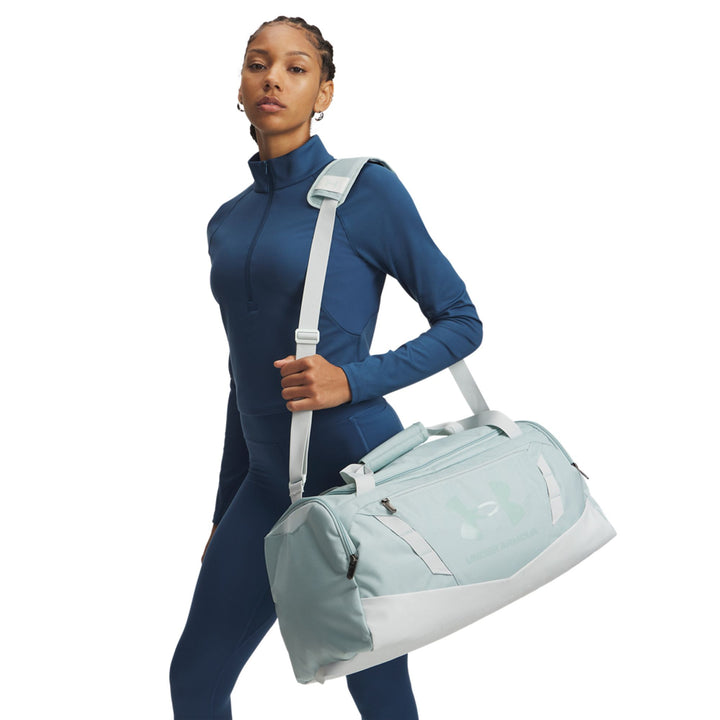 Under Armour  UA UNDENIABLE 5.0 DUFFLE MD - ENAMEL BLUE