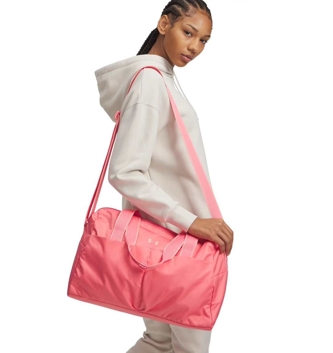 Under Armour  UA STUDIO LITE DUFFLE - BITTERSWEET PINK