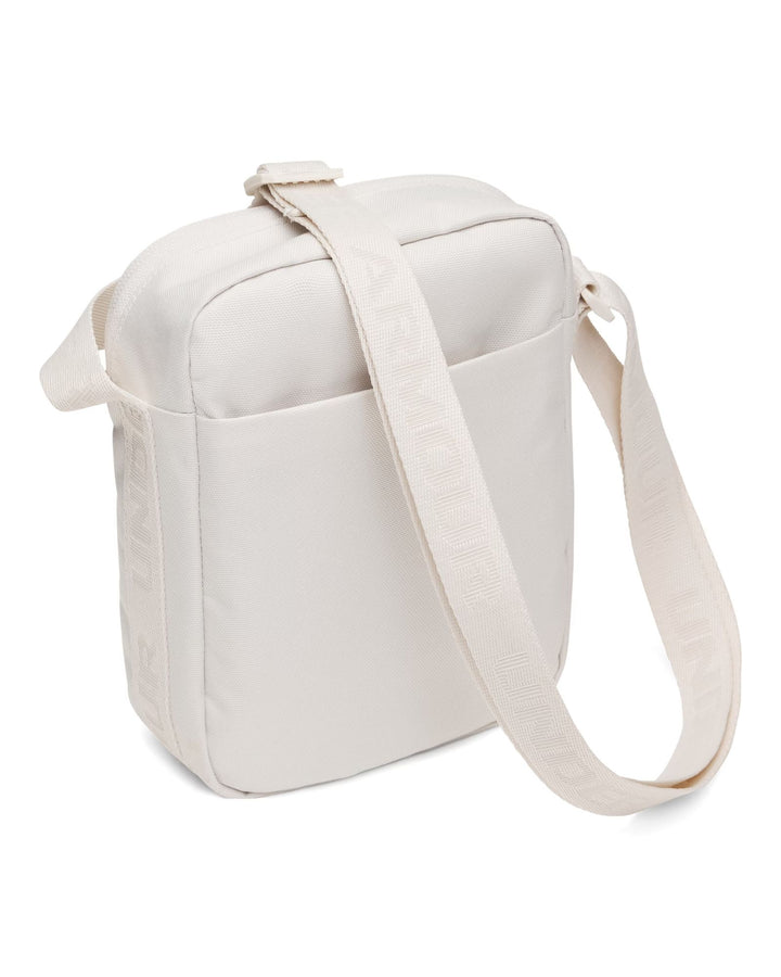 Under Armour New Ua Essential Crossbody - vanilla